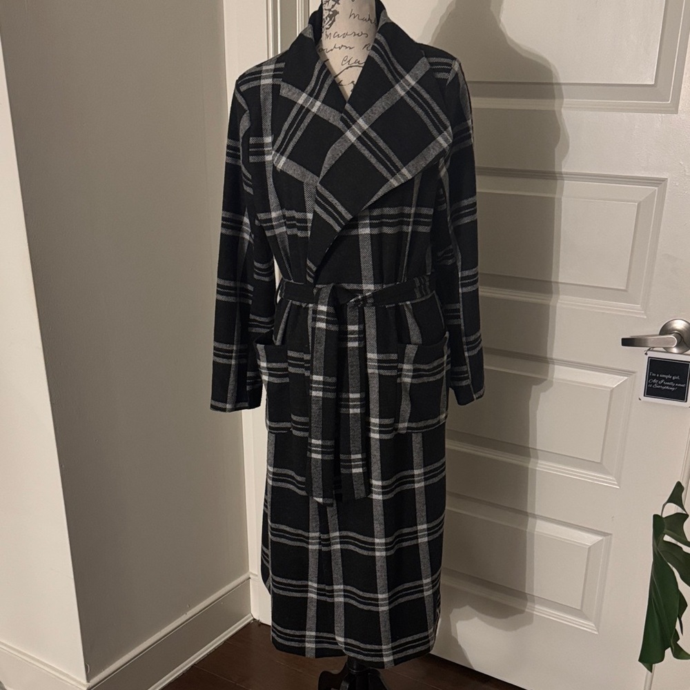 Shinestar Black and Gray Plaid Women's outerwear